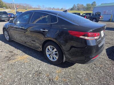 2016 Kia Optima LX - Photo 3 - Waverly, TN 37185