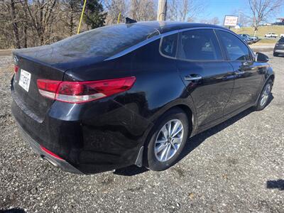 2016 Kia Optima LX - Photo 4 - Waverly, TN 37185