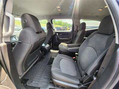 2015 Chevrolet Traverse LT   - Photo 6 - Waverly, TN 37185