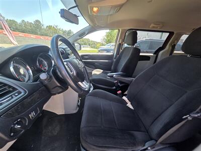 2013 Dodge Grand Caravan SE - Photo 4 - Waverly, TN 37185