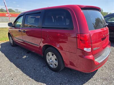2013 Dodge Grand Caravan SE - Photo 3 - Waverly, TN 37185