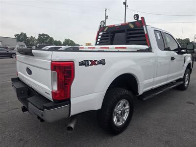 2017 Ford F-250 XLT   - Photo 3 - Waverly, TN 37185
