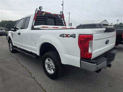 2017 Ford F-250 XLT   - Photo 4 - Waverly, TN 37185