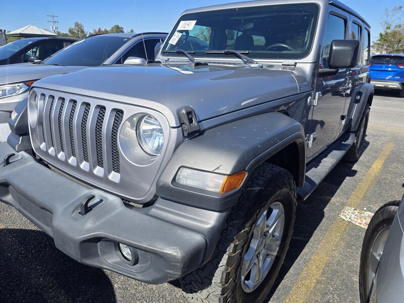 2020 Jeep Wrangler Sport   - Photo 1 - Waverly, TN 37185