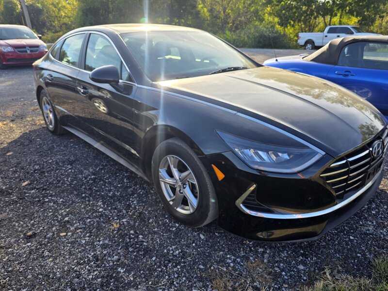 2021 Hyundai SONATA SE  