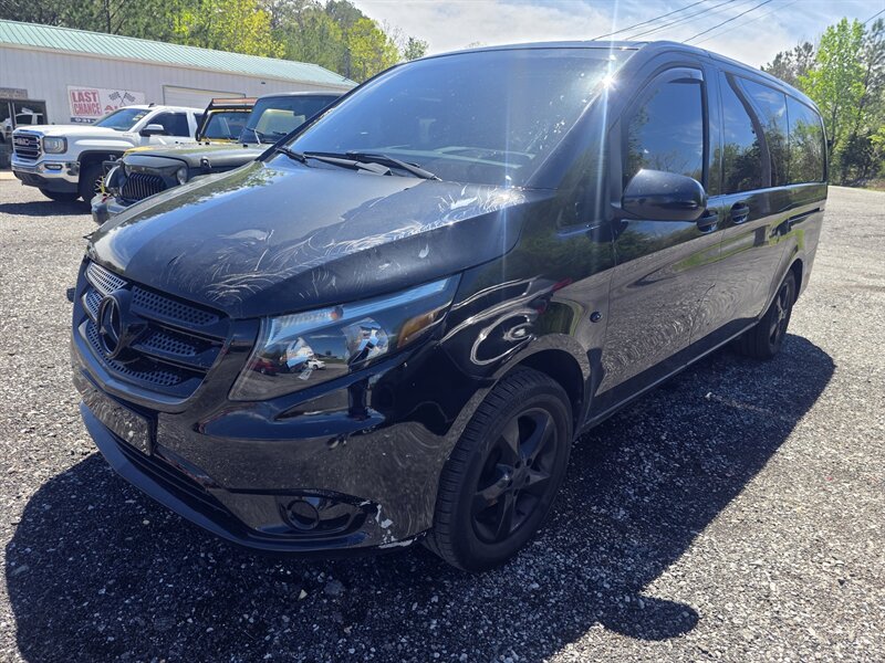 2017 Mercedes-Benz Metris Passenger  
