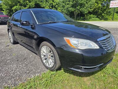 2014 Chrysler 200 Limited   - Photo 2 - Waverly, TN 37185