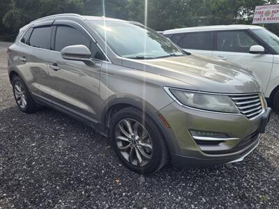2017 Lincoln MKC Select - Photo 2 - Waverly, TN 37185