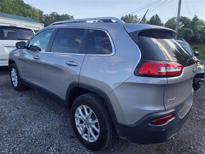 2018 Jeep Cherokee Latitude   - Photo 4 - Waverly, TN 37185