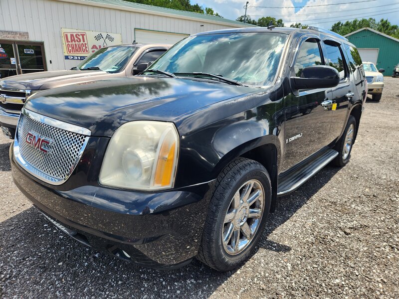 2007 GMC Yukon Denali  