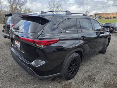 2023 Toyota Highlander L   - Photo 3 - Waverly, TN 37185