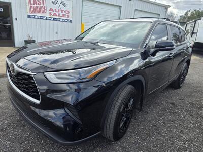 2023 Toyota Highlander L   - Photo 1 - Waverly, TN 37185