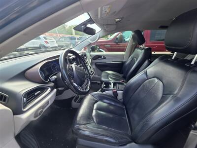 2019 Chrysler Pacifica Touring L   - Photo 5 - Waverly, TN 37185