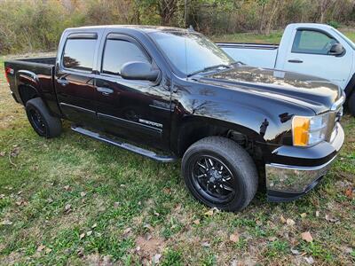 2011 GMC Sierra 1500 SLE   - Photo 2 - Waverly, TN 37185