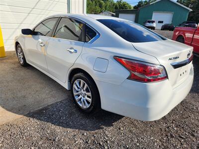 2014 Nissan Altima 2.5 S   - Photo 6 - Waverly, TN 37185