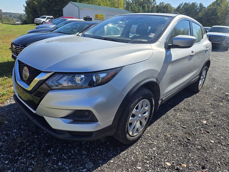 2020 Nissan Rogue Sport S   - Photo 1 - Waverly, TN 37185