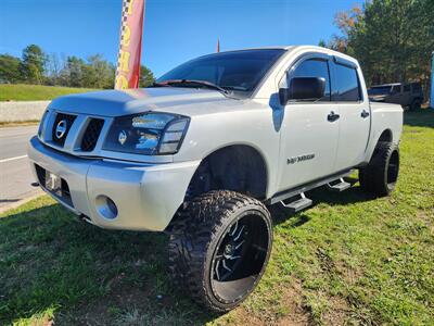 2005 Nissan Titan XE  