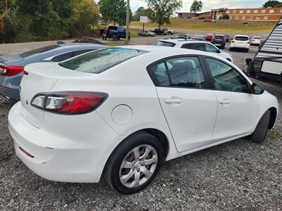 2013 Mazda Mazda3 i SV   - Photo 4 - Waverly, TN 37185