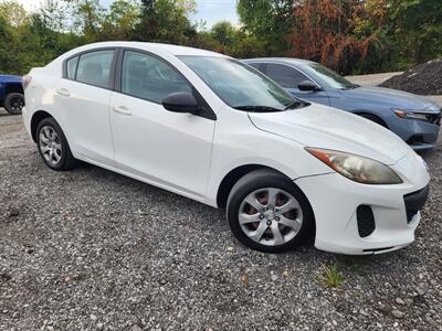 2013 Mazda Mazda3 i SV   - Photo 2 - Waverly, TN 37185