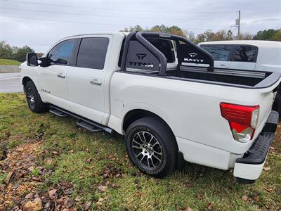 2021 Nissan Titan SV   - Photo 4 - Waverly, TN 37185