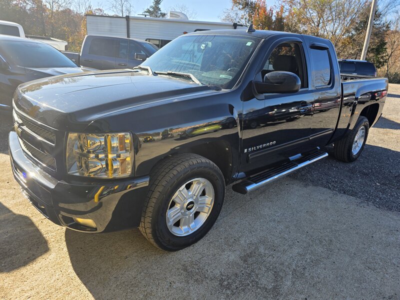 2009 Chevrolet Silverado 1500 1LT's photo