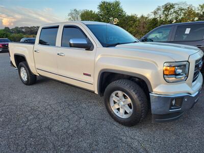 2015 GMC Sierra 1500 SLT   - Photo 2 - Waverly, TN 37185