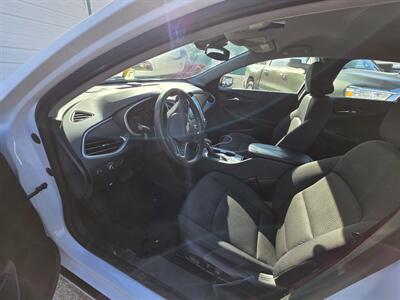 2024 Chevrolet Malibu LT - Photo 5 - Waverly, TN 37185