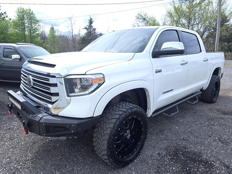 2018 Toyota Tundra Limited   - Photo 1 - Waverly, TN 37185