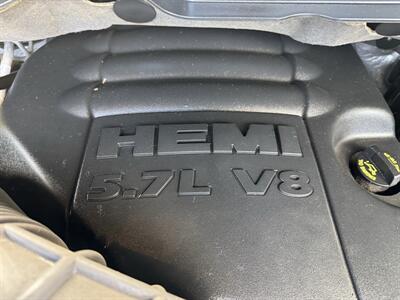 2011 RAM 1500 Crew Cab Big Horn 4x4 - Photo 32 - Gresham, OR 97030