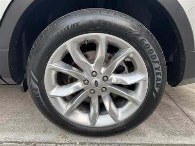 2015 Ford Explorer XLT - Photo 12 - Gresham, OR 97030