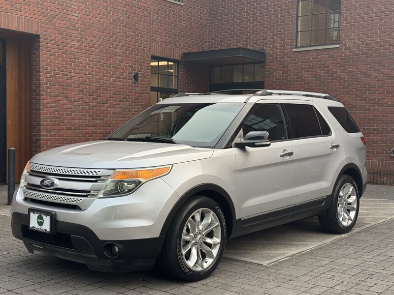 2015 Ford Explorer XLT   - Photo 1 - Gresham, OR 97030
