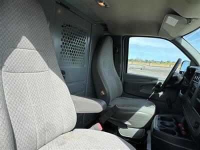 2012 Chevrolet Express 2500   - Photo 13 - Gresham, OR 97030