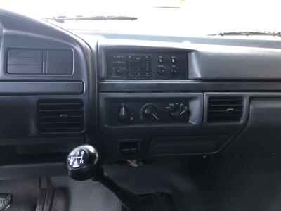 1992 Ford F-150 Extended Cab SB  Manual - Photo 20 - Gresham, OR 97030