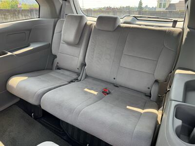 2013 Honda Odyssey LX - Photo 16 - Gresham, OR 97030