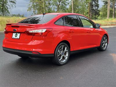 2013 Ford Focus SE   - Photo 5 - Gresham, OR 97030