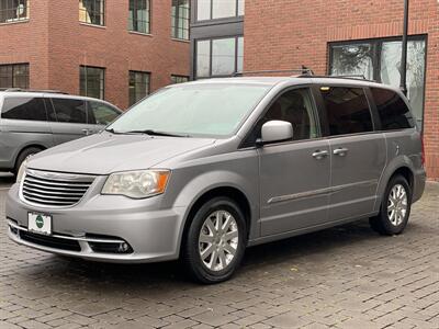 2015 Chrysler Town & Country Touring  LWB w/ STO-N-GO - Photo 1 - Gresham, OR 97030