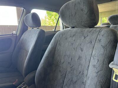 1998 Toyota Corolla LE   - Photo 12 - Gresham, OR 97030