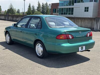 1998 Toyota Corolla LE   - Photo 3 - Gresham, OR 97030