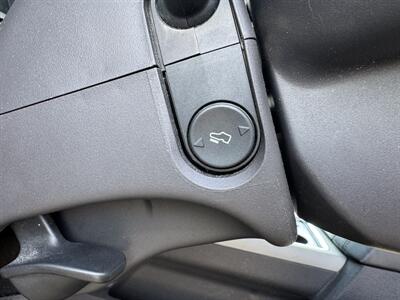 2016 Ford F-350 Super Duty Lariat Platinum  Crew Cab 4x4 - Photo 45 - Gresham, OR 97030