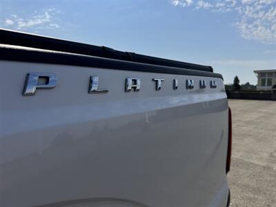 2016 Ford F-350 Super Duty Lariat Platinum  Crew Cab 4x4 - Photo 19 - Gresham, OR 97030