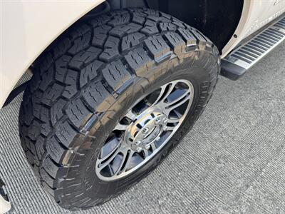 2016 Ford F-350 Super Duty Lariat Platinum  Crew Cab 4x4 - Photo 12 - Gresham, OR 97030