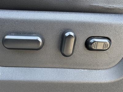 2016 Ford F-350 Super Duty Lariat Platinum  Crew Cab 4x4 - Photo 46 - Gresham, OR 97030