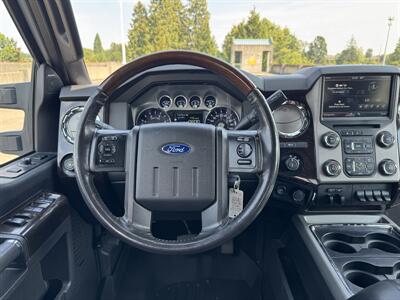 2016 Ford F-350 Super Duty Lariat Platinum  Crew Cab 4x4 - Photo 33 - Gresham, OR 97030
