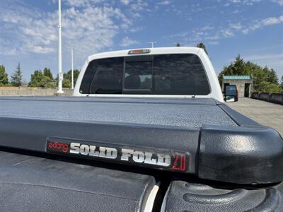 2016 Ford F-350 Super Duty Lariat Platinum  Crew Cab 4x4 - Photo 23 - Gresham, OR 97030
