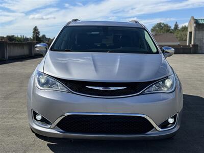 2020 Chrysler Pacifica Limited  w/ STO-N-GO - Photo 8 - Gresham, OR 97030