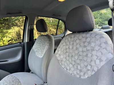2001 Toyota ECHO Manual - Photo 10 - Gresham, OR 97030