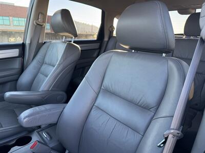 2010 Honda CR-V EX-L   - Photo 12 - Gresham, OR 97030