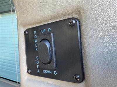 2004 Chevrolet Express 1500 Explorer  AWD - Photo 31 - Gresham, OR 97030