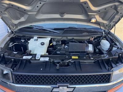 2004 Chevrolet Express 1500 Explorer  AWD - Photo 32 - Gresham, OR 97030