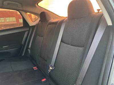 2015 Nissan Sentra SR   - Photo 16 - Gresham, OR 97030